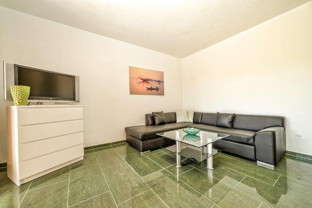 Apartment Una 2 Пула Экстерьер фото