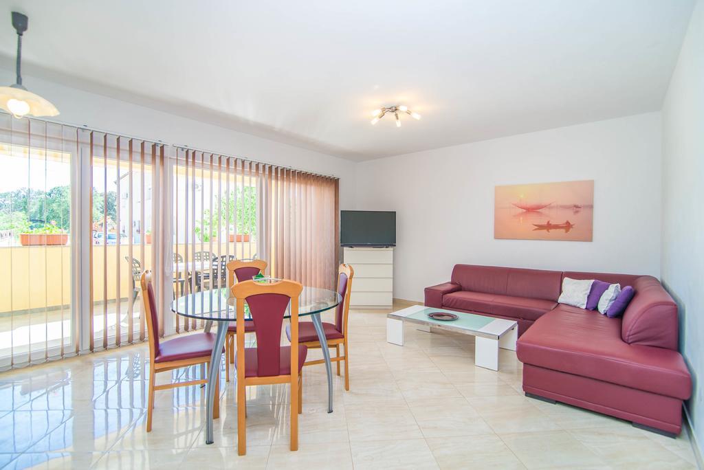 Apartment Una 2 Пула Экстерьер фото