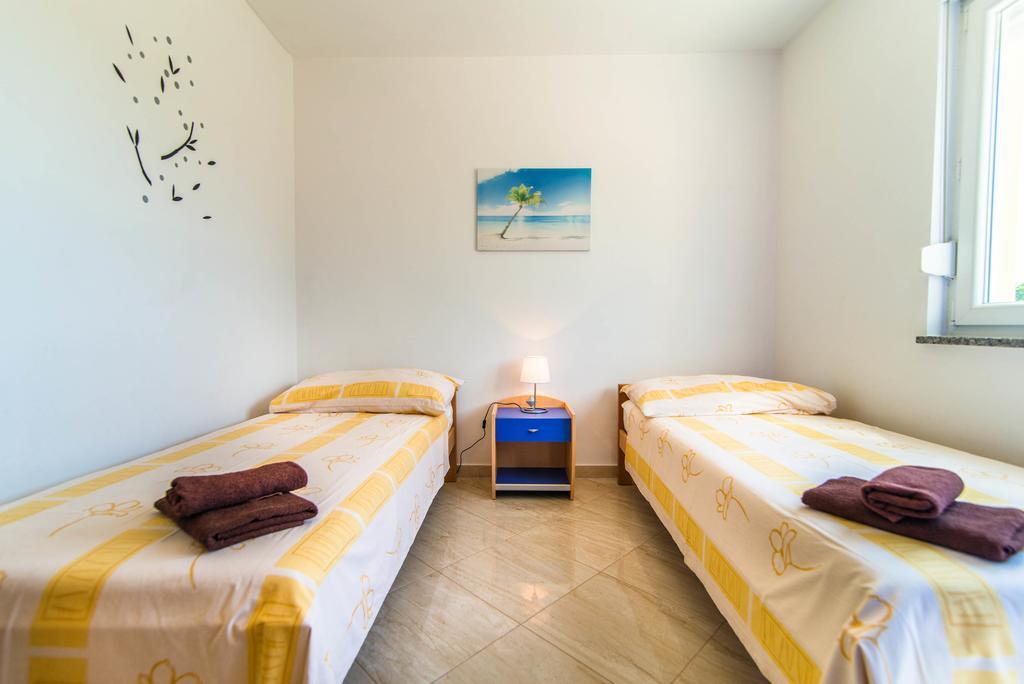 Apartment Una 2 Пула Экстерьер фото