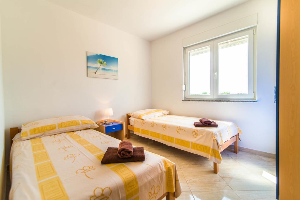 Apartment Una 2 Пула Экстерьер фото