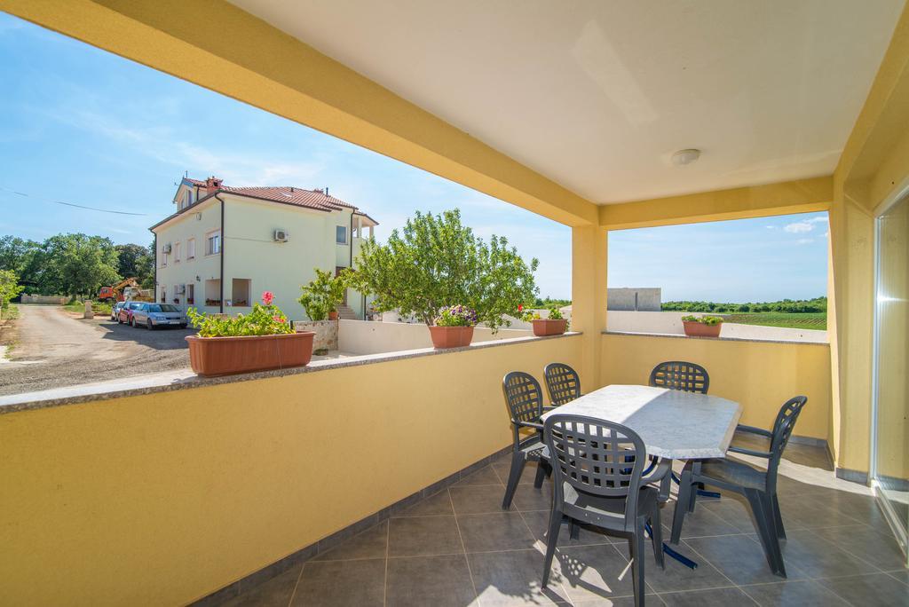 Apartment Una 2 Пула Экстерьер фото