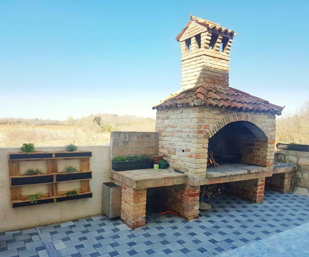 Apartment Una 2 Пула Экстерьер фото
